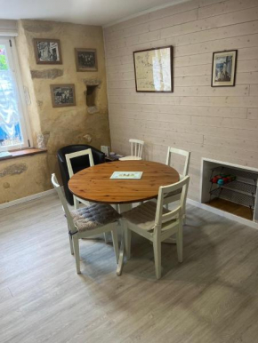 Appartement en centre-ville à 100m du port.
